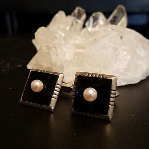 Vintage Sterling Cultured Pearl Black Onyx Cuff Links - Picture 3 of 5